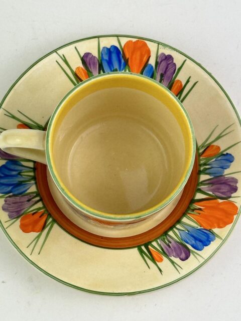 Clarice Cliff Crocus Pattern Tankard Shape Coffee Can Saucer Cm