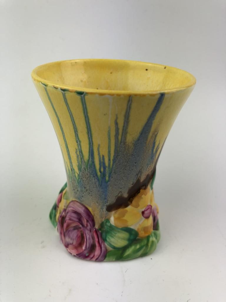 Clarice Cliff Bizarre My Garden 4 Inch (10cm) posy vase. Circa early ...