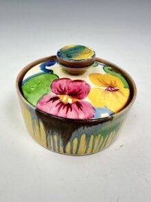Clarice Cliff PANSIES covered cream cheese/preserve pot. Art Deco, circa 1934.