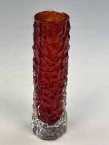 WHITEFRIARS ruby red bark pattern finger vase, by Geoffrey Baxter. 15cm tall.