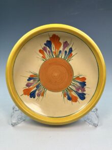 Clarice Cliff CROCUS pattern large Hiawatha shape bowl, 24cm. Art Deco, circa 1932.