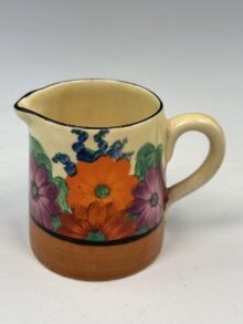 Clarice Cliff GAYDAY pattern tankard milk jug, 6.5cm. Circa 1930. Art Deco original.
