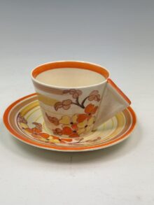Clarice Cliff HYDRANGEA conical coffee cup & saucer, 5.5cms. Circa 1933. Art Deco!