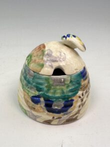 Clarice Cliff small VISCARIA beehive honey pot, 8cm. Art Deco original, circa 1934.