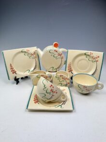 Clarice Cliff LUPIN TREE Bon Jour shape Tea for Two teaset, circa 1936. Art Deco!