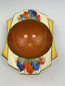 Clarice Cliff CROCUS Daffodil shape grapefruit bowl. Art Deco original, Circa 1933.
