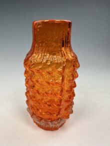 WHITEFRIARS tangerine Pinecone shape vase by Geoffrey Baxter, circa 1960s, 18cm.