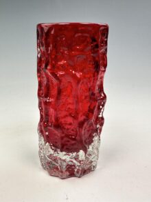 Whitefriars small ruby red bark vase by Geoffrey Baxter - 6 Inches (15cm). Vintage.