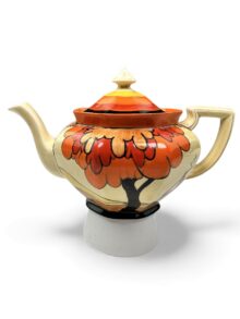 Clarice Cliff HOUSE & BRIDGE Athens shape teapot, 15cm. Art Deco, circa 1932.