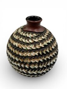 Poole Atlantis vase small globe/posy vase with arrows decoration. BB mark, 9cm.