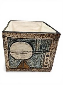 Troika small cube vase, height 8.5cm, by Penny Black. Circa 1970s. Vintage.