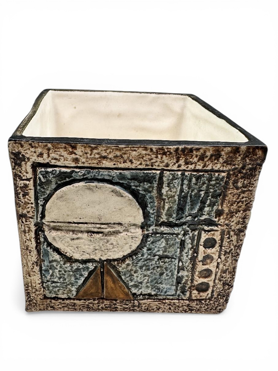 2026-04-01 13.30.15-1_WEBSITE-Photoroom