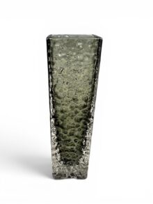WHITEFRIARS nailhead vase in WILLOW colour by Geoffrey Baxter, 17cm. Vintage.