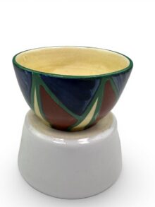 Clarice Cliff ORIGINAL BIZARRE (OB) tankard shape sugar bowl. Art Deco, circa 1929.